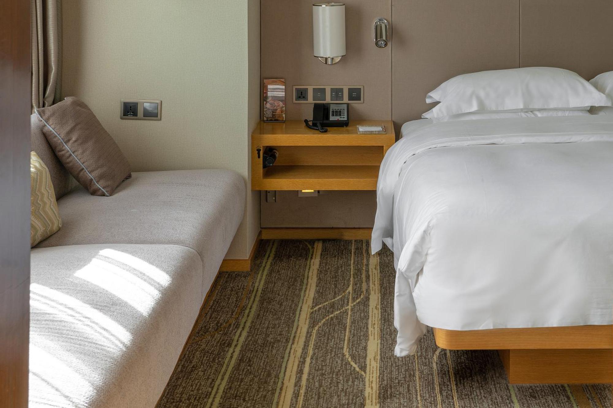 Hilton Garden Inn Lijiang Lijiang  Bagian luar foto